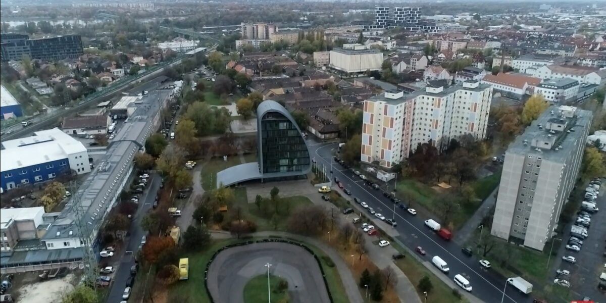 Magyar Autóklub: részben jogszerű az éves parkolódíjak visszatérítése