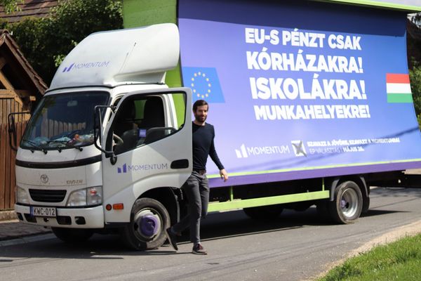 A Momentum kitáblázta a Mészáros villájához vezető utat