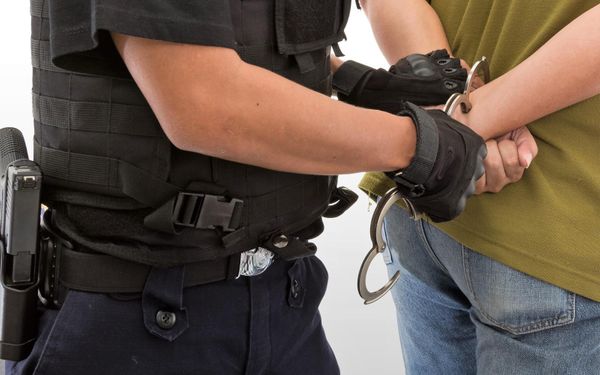 650 millió forintos áfacsalás gyanúsítotjaira csapott le a NAV