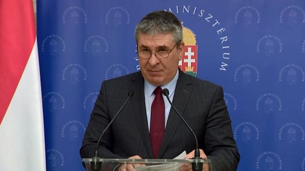 ITM-államtitkár: a jövő évi büdzsében kiemelten szerepelnek a béremelési programok